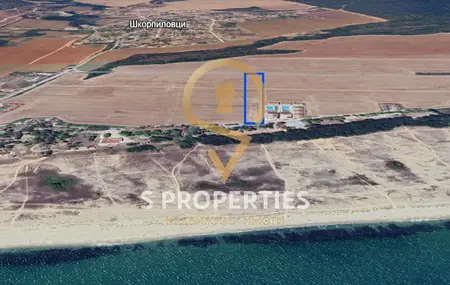 Инвестиционен парцел до плажа на Шкорпиловци.