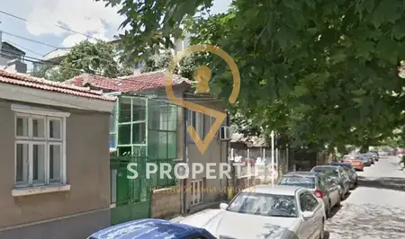 Къща в района на ХЕИ